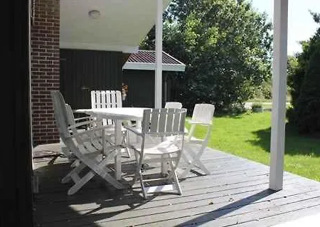 Дом отдыха Cozy Summer House Near