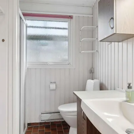 Дом отдыха Cozy Summer House Near Сальтум