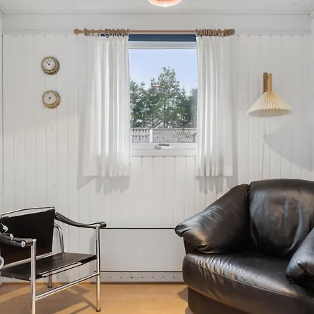 Cozy Summer House Near Feriehus Saltum